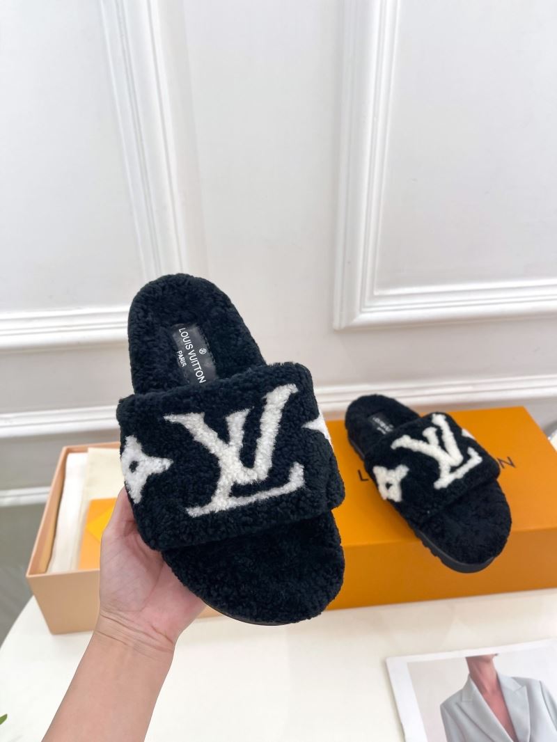 Louis Vuitton Slippers